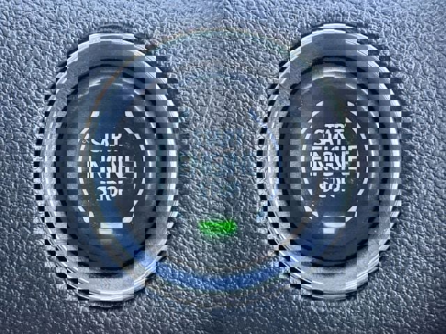 Used 2025 GMC Acadia Elevation image 20