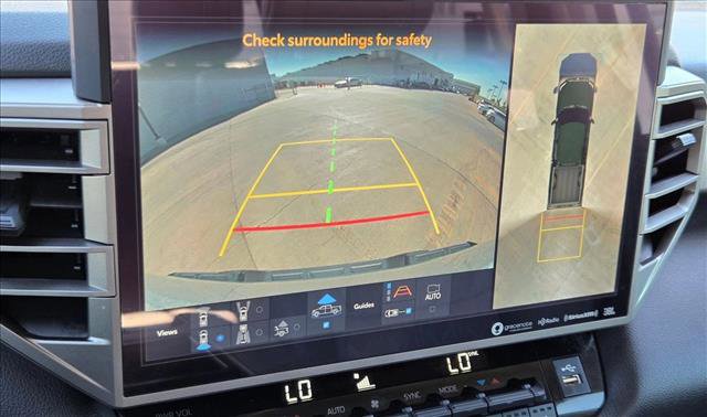 Used 2024 Toyota Tundra Limited AWD/4WD image 12