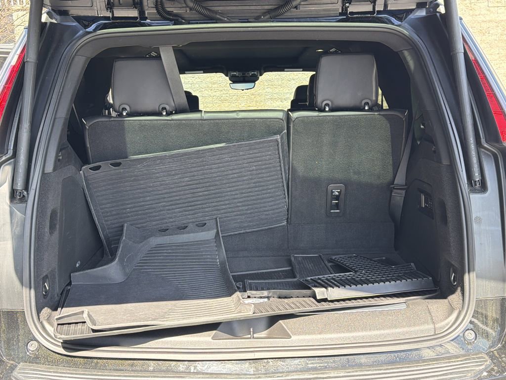 Used 2021 Cadillac Escalade Sport image 17