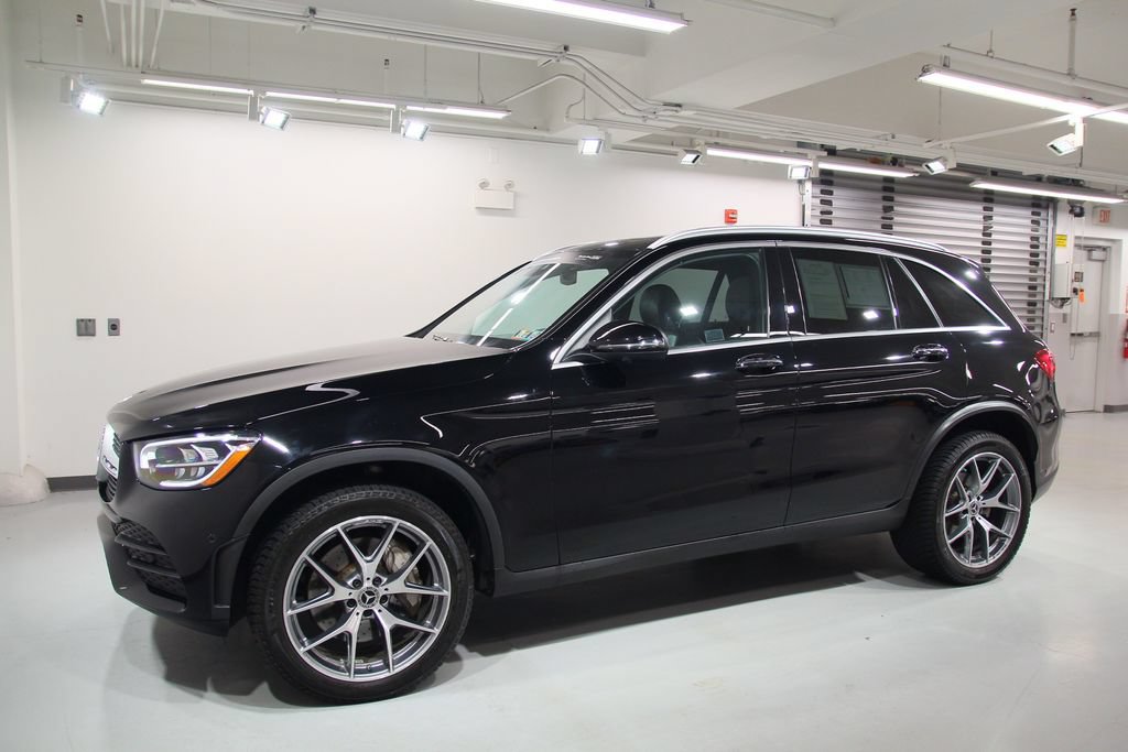 Certified 2022 Mercedes-Benz GLC 300 4MATIC image 4