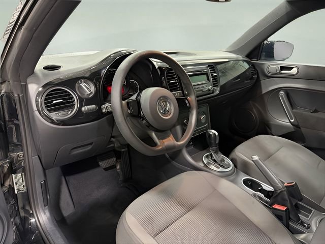 Used 2013 Volkswagen Beetle 2.5 FWD image 10