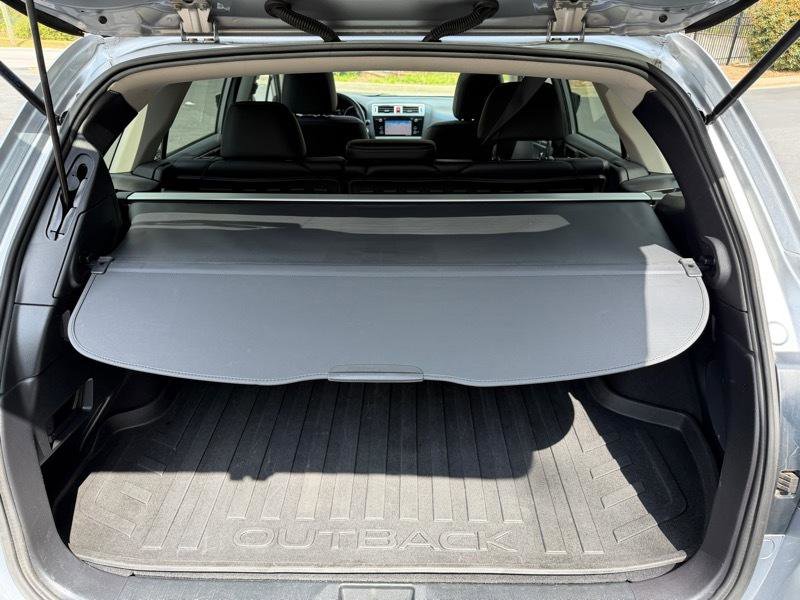 Used 2017 Subaru Outback 2.5i Limited AWD/4WD image 37
