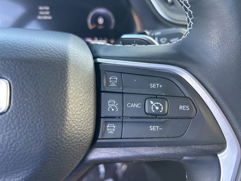 Used 2022 Jeep Grand Cherokee L Limited image 48