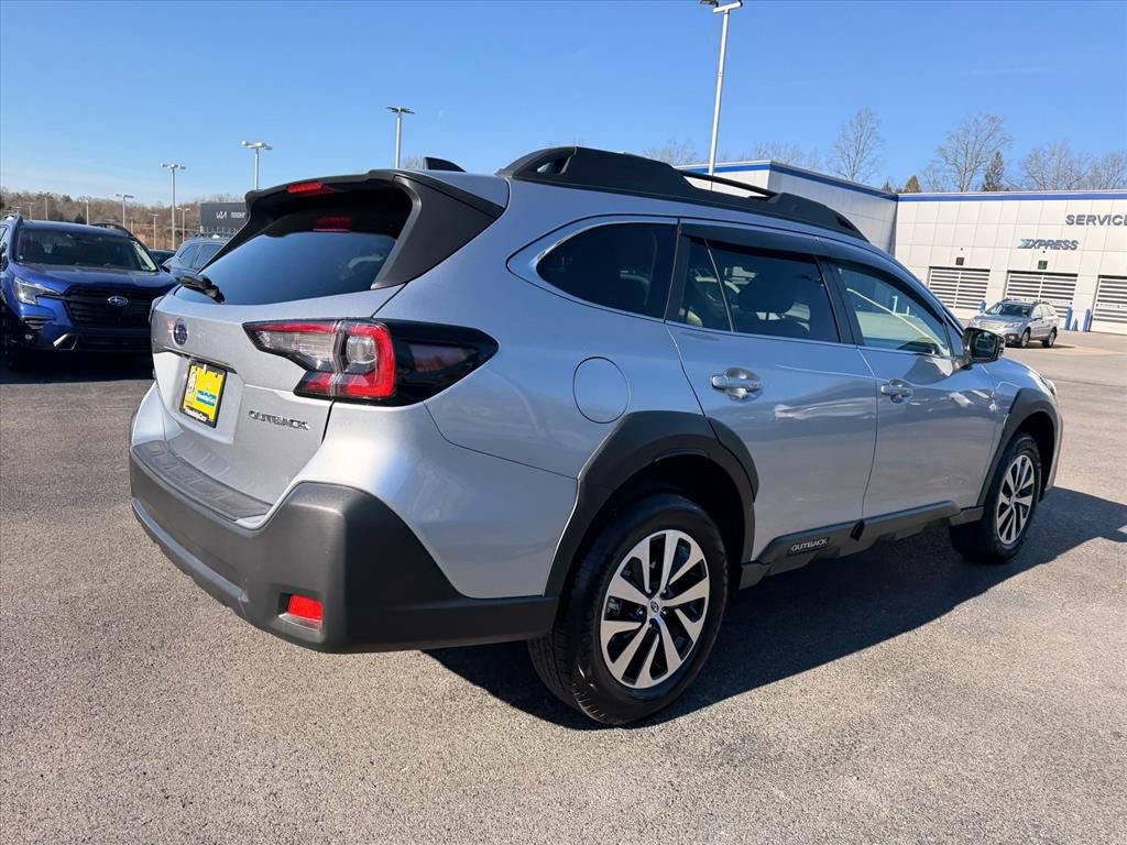 Certified 2025 Subaru Outback Premium image 13