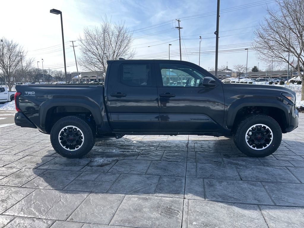 New 2026 Toyota Tacoma TRD Off-Road AWD/4WD image 6