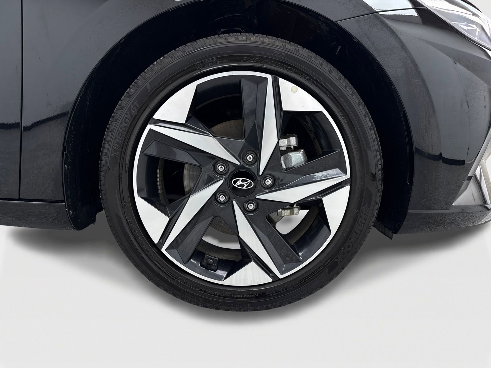 Used 2023 Hyundai Elantra Limited image 49