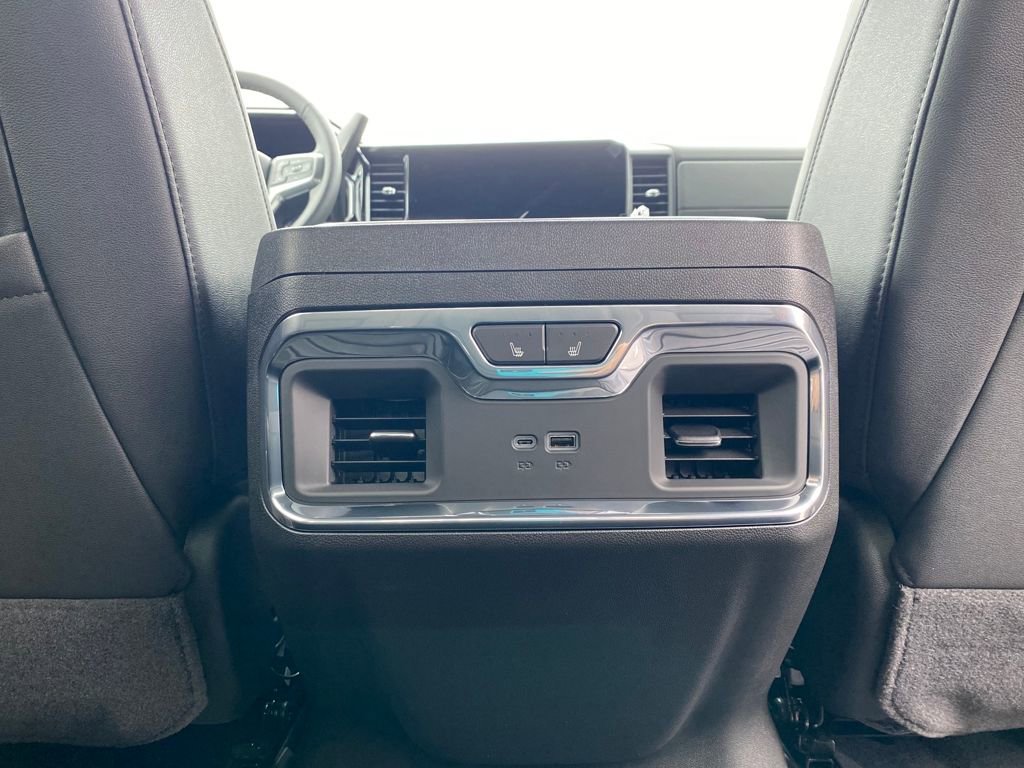 New 2026 Chevrolet Silverado 3500 LTZ w/ LTZ Premium Package image 16