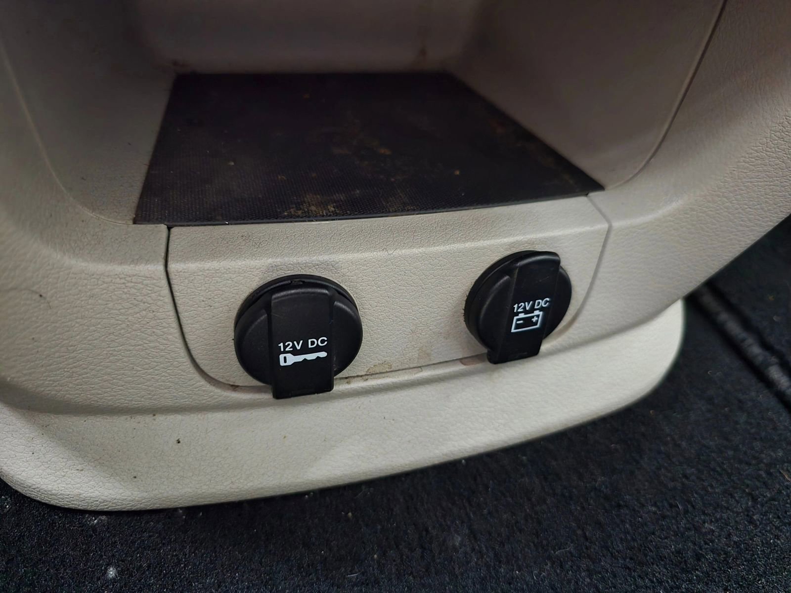 Used 2018 Dodge Grand Caravan SE image 34