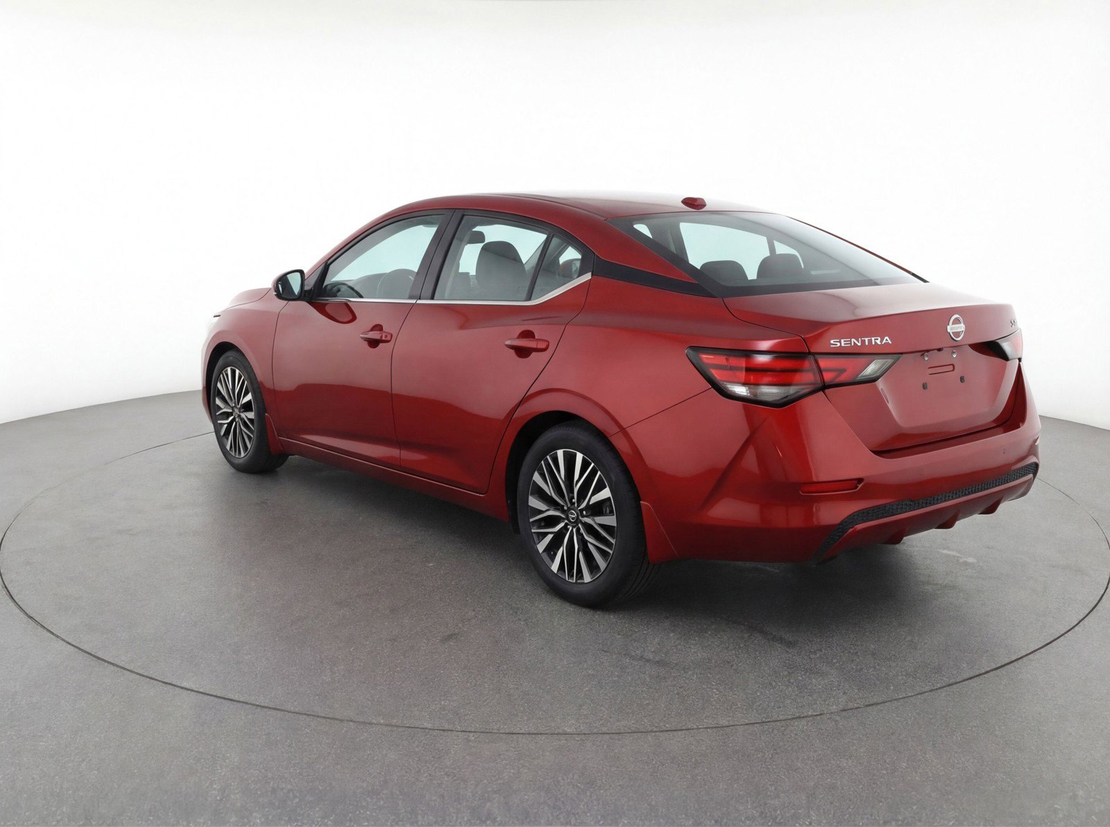 Used 2024 Nissan Altima 2.5 SV image 6