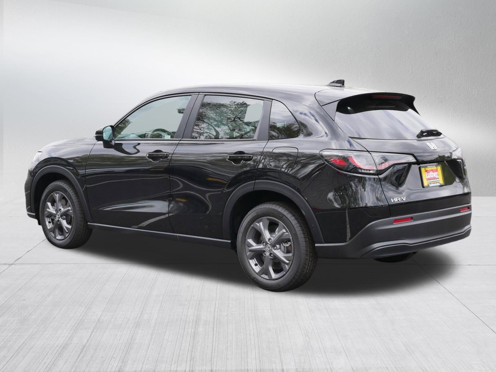 New 2027 Honda HR-V LX image 5