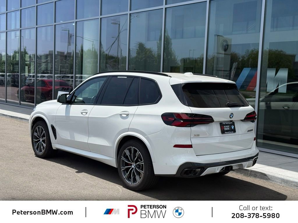 Used 2024 BMW X5 M60i AWD/4WD image 3
