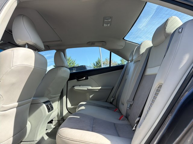Used 2014 Toyota Camry XLE w/ Leather Package FWD image 23