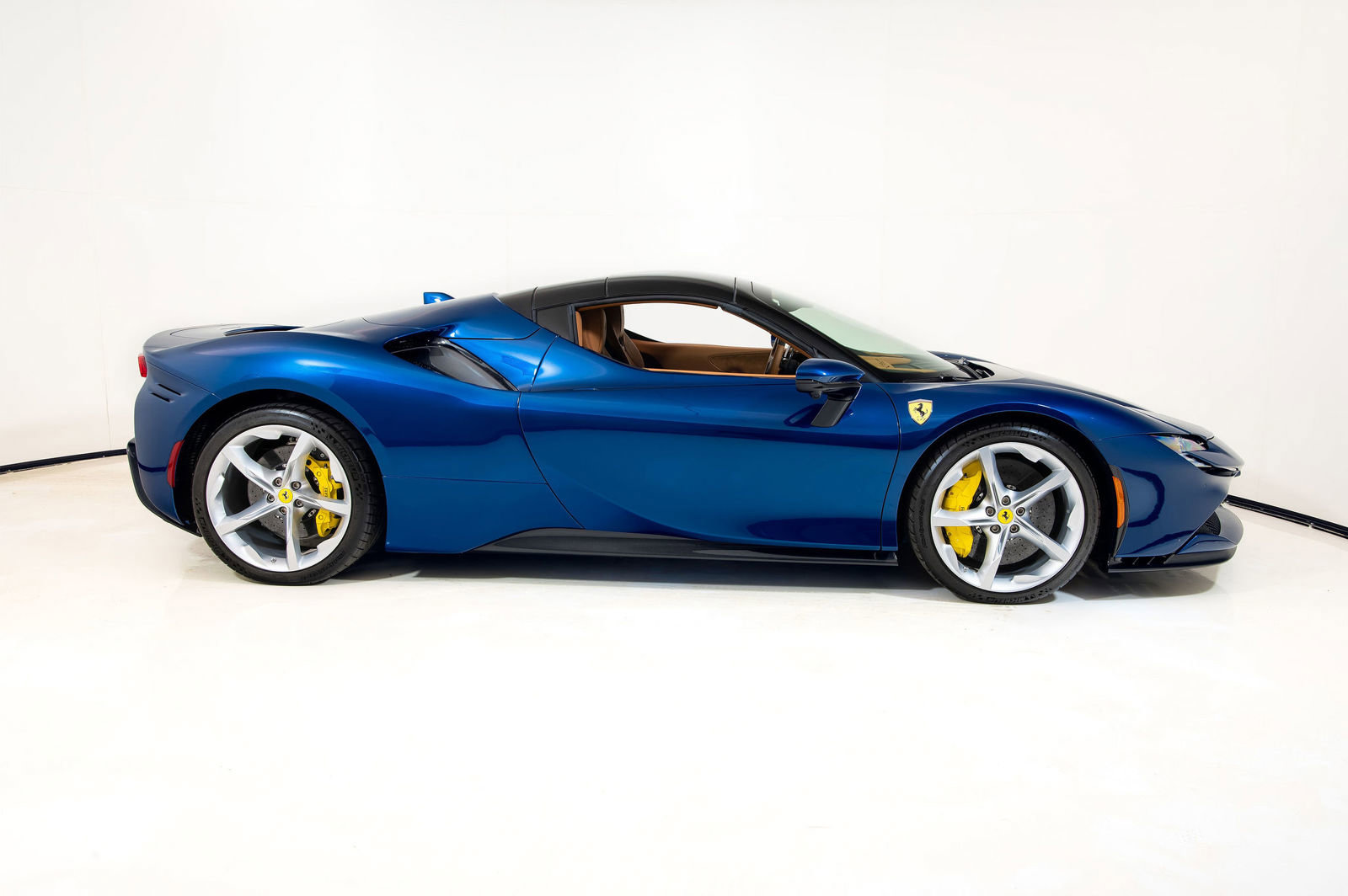 Certified 2022 Ferrari SF90 Spider image 28