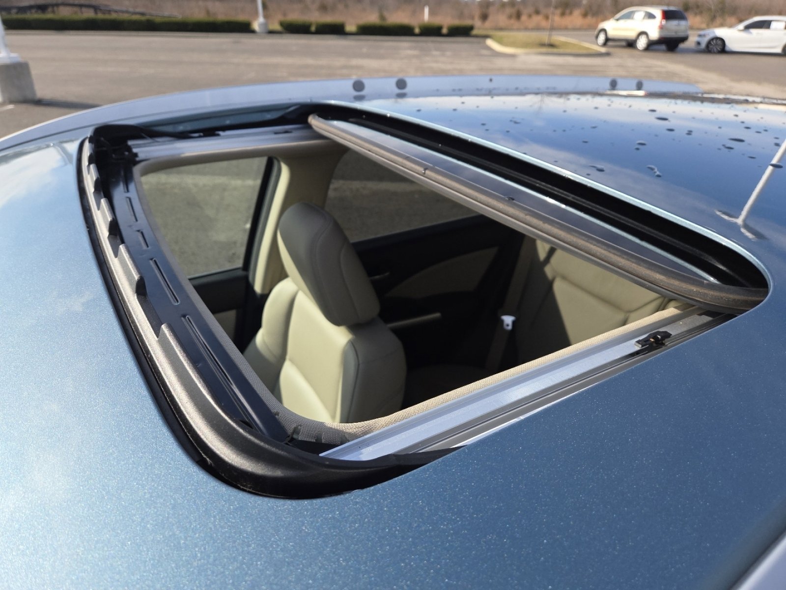 Used 2016 Honda CR-V EX-L image 4