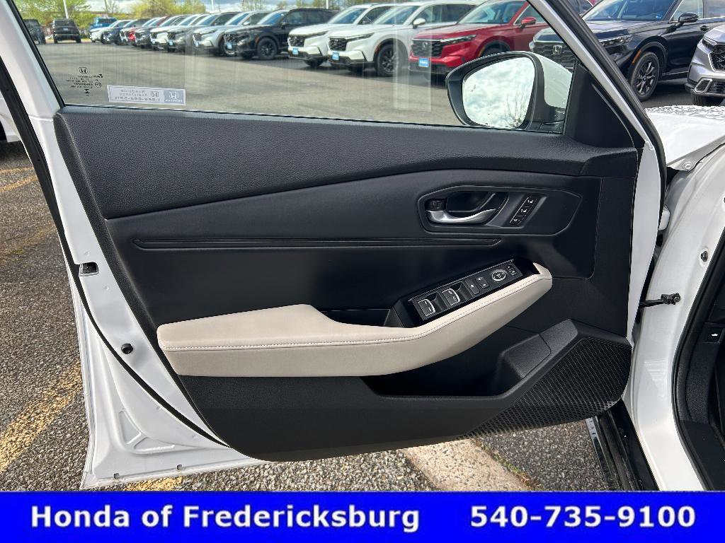 Certified 2023 Honda Accord Touring image 9