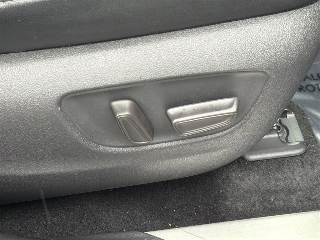 Used 2020 Toyota Highlander Platinum image 36