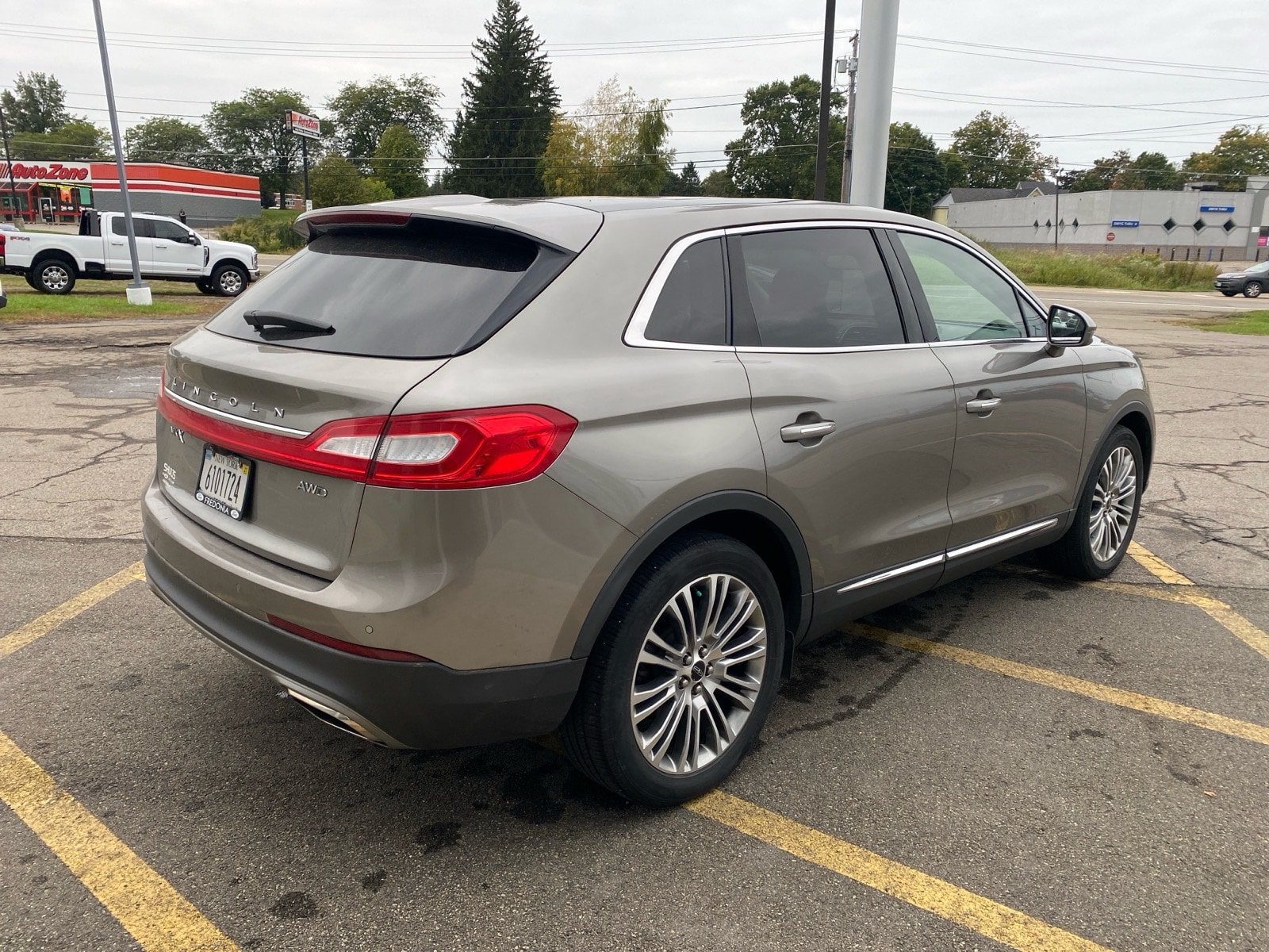 Used 2017 Lincoln MKX Reserve w/ Lincoln MKX Climate Package AWD/4WD image 6