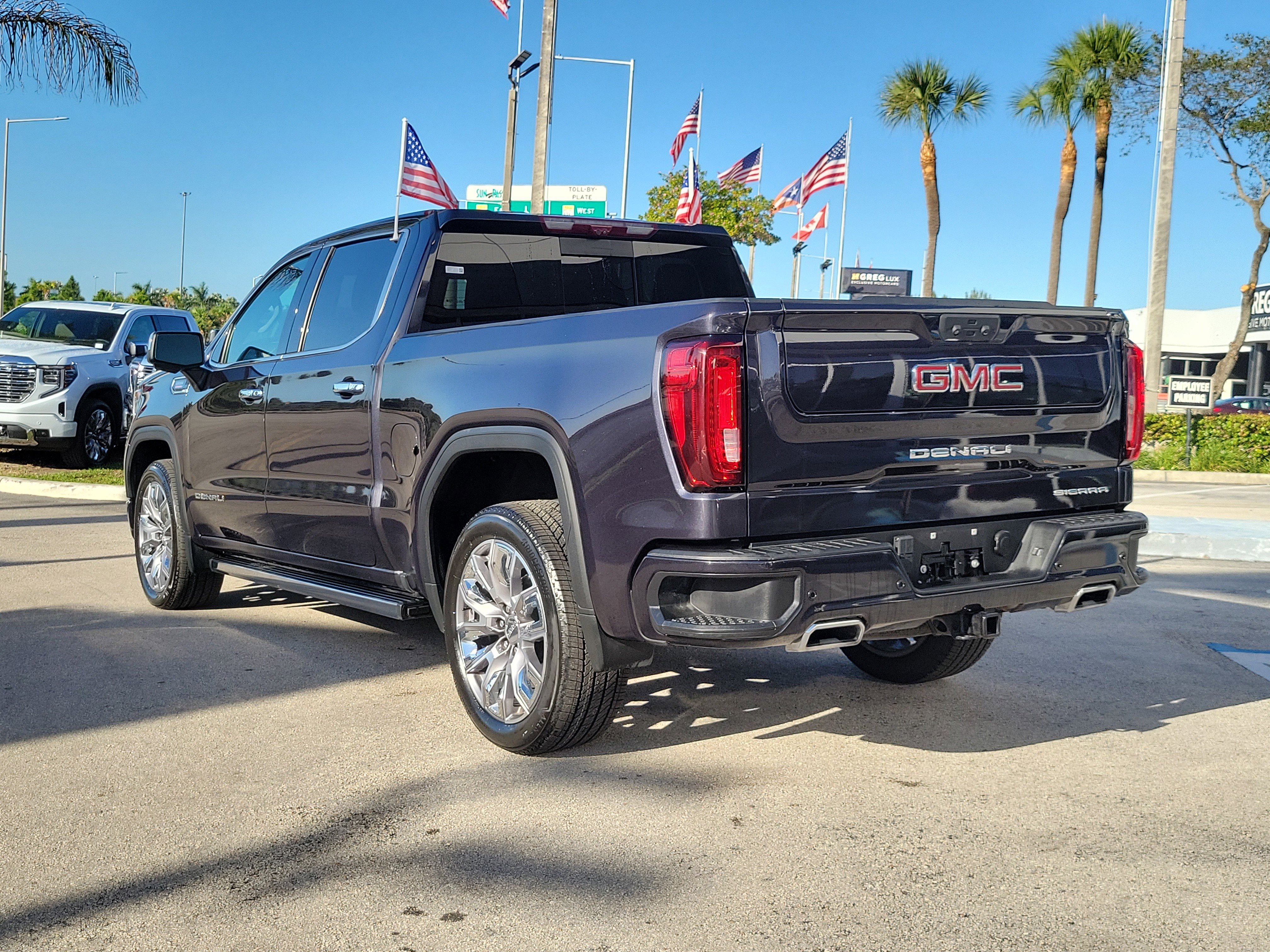 Used 2023 GMC Sierra 1500 Denali w/ Denali Reserve Package image 7