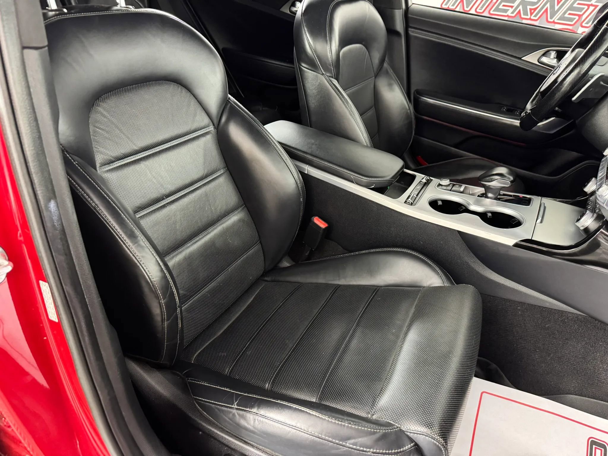 Used 2018 Kia Stinger GT2 AWD/4WD image 37
