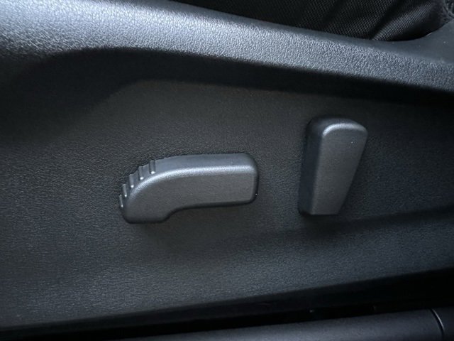 Used 2024 Subaru Ascent Premium w/ Convenience Package image 20