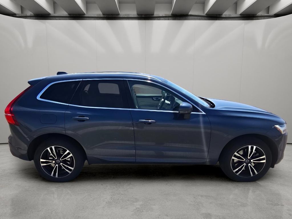 Used 2019 Volvo XC60 T8 Momentum w/ Advanced Package AWD/4WD image 10