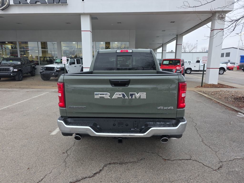New 2026 RAM 1500 4x4 Crew Cab image 5