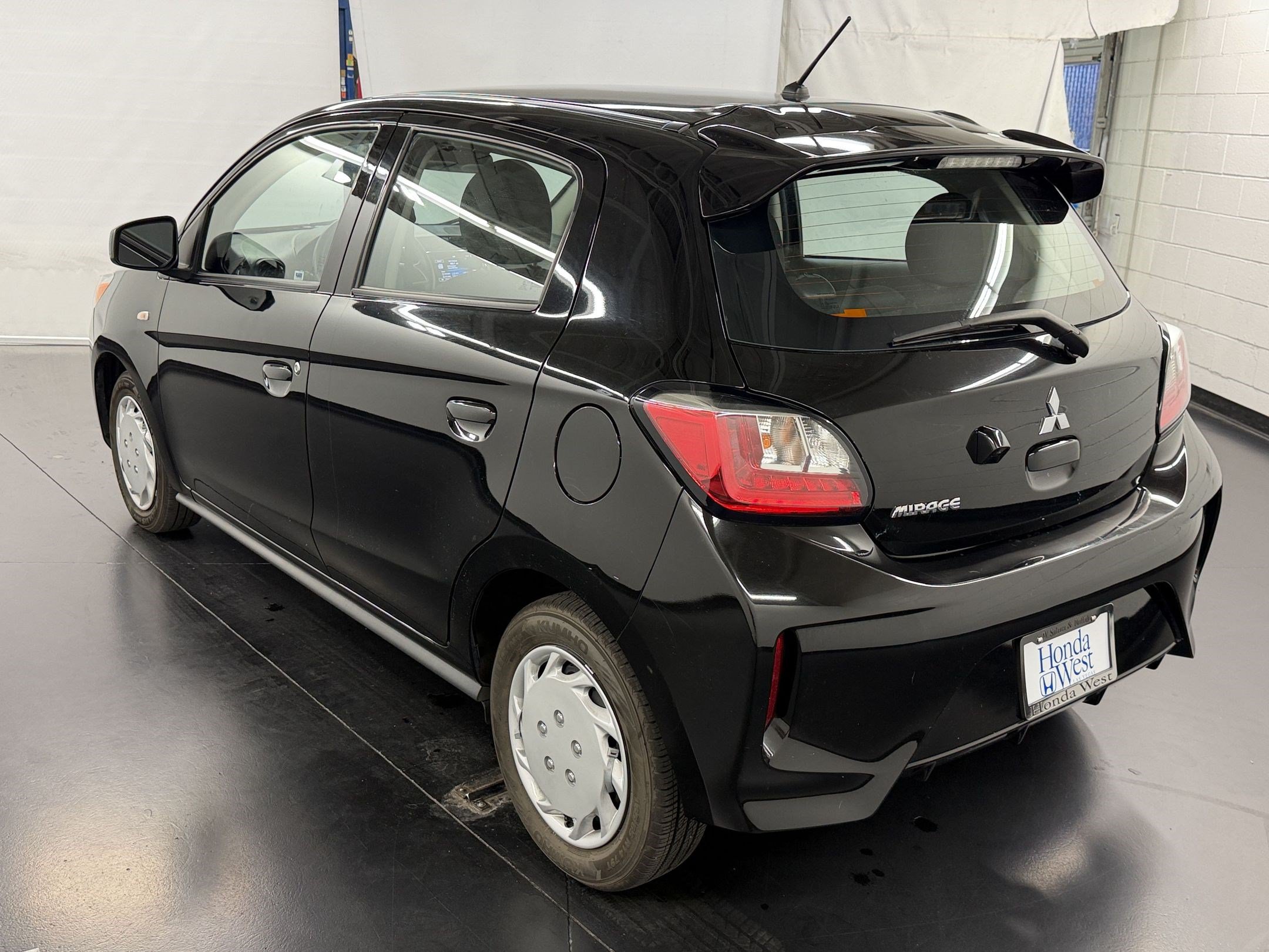 Used 2024 Mitsubishi Mirage ES FWD image 3