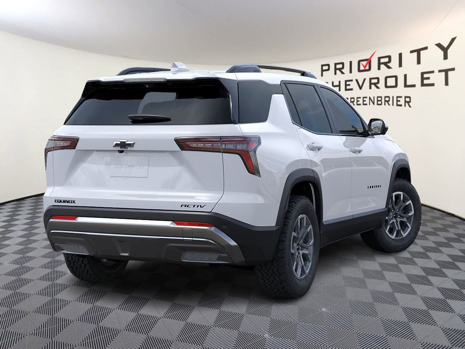 New 2026 Chevrolet Equinox ACTIV w/ Convenience Package III FWD image 4