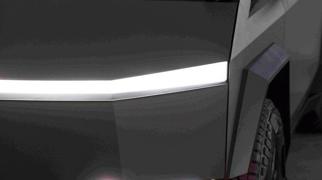 Used 2024 Tesla Cybertruck AWD Crew Cab image 5