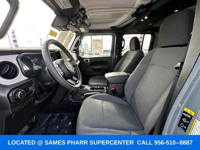 Used 2025 Jeep Gladiator Sport AWD/4WD image 16