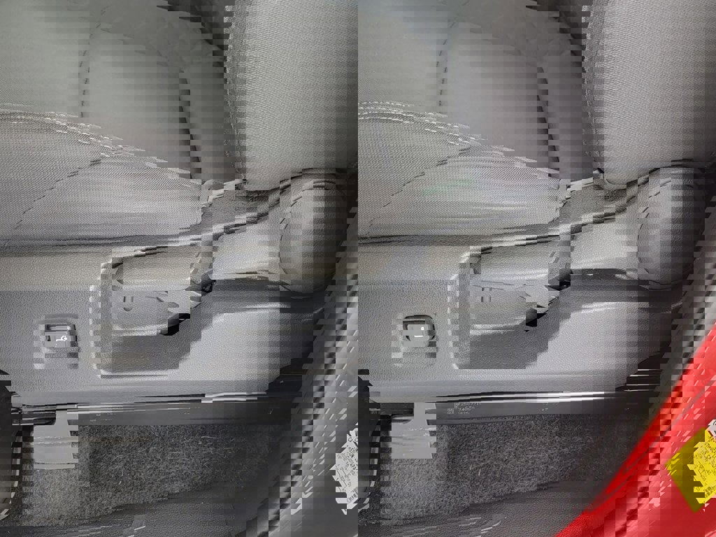 Certified 2025 Toyota Tacoma SR5 image 15