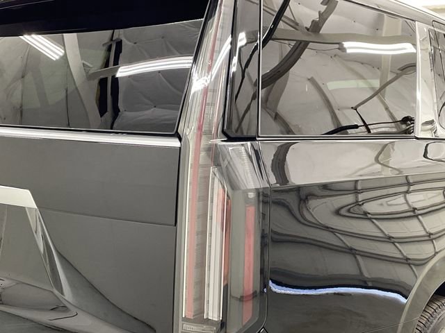 New 2025 Cadillac Escalade Premium Luxury w/ Touring Package image 17