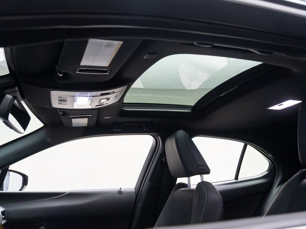 Used 2023 Lexus UX 250h AWD w/ Premium Package image 20