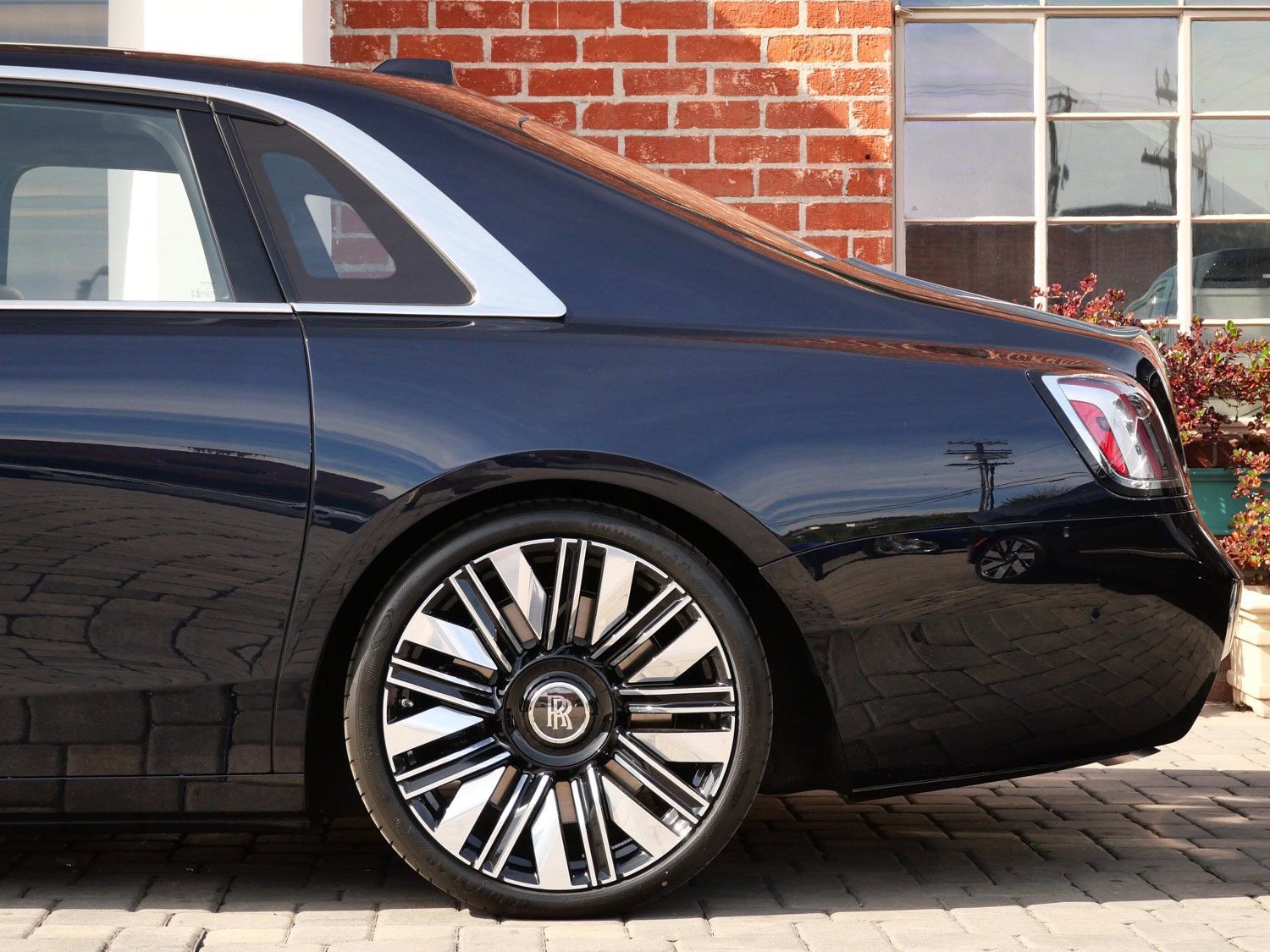 New 2026 Rolls-Royce Ghost image 24
