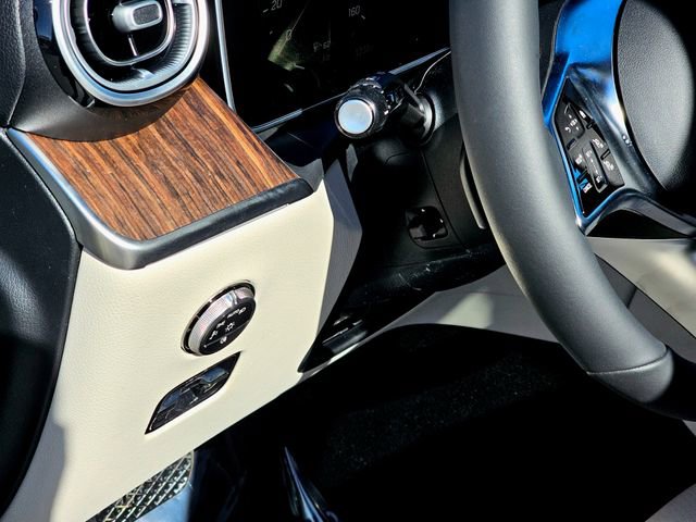 New 2026 Mercedes-Benz GLC 300 4MATIC image 16