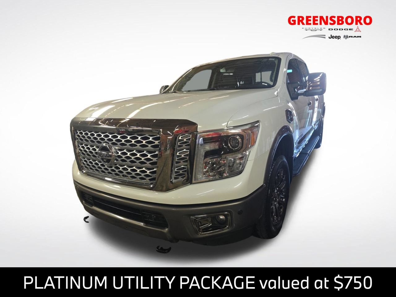 Used 2019 Nissan Titan Platinum Reserve w/ Platinum Utility Package AWD/4WD 360° Tour