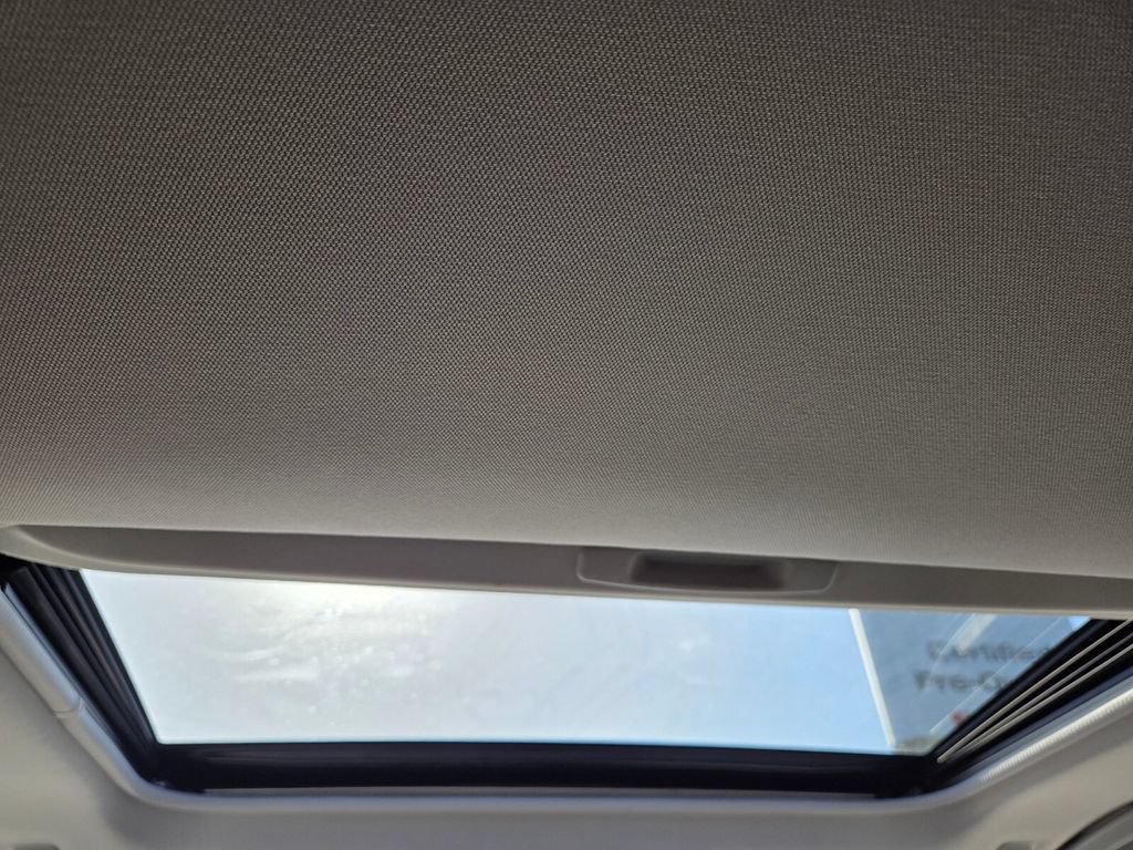 Used 2023 Toyota RAV4 XLE w/ Convenience Package FWD image 23