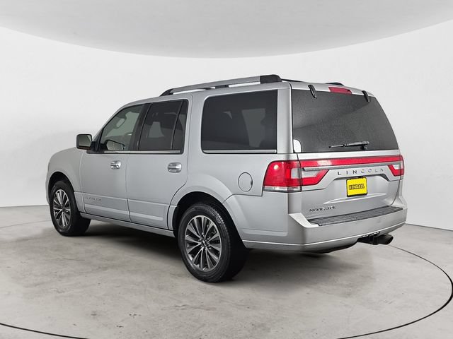 Used 2017 Lincoln Navigator Select AWD/4WD image 7