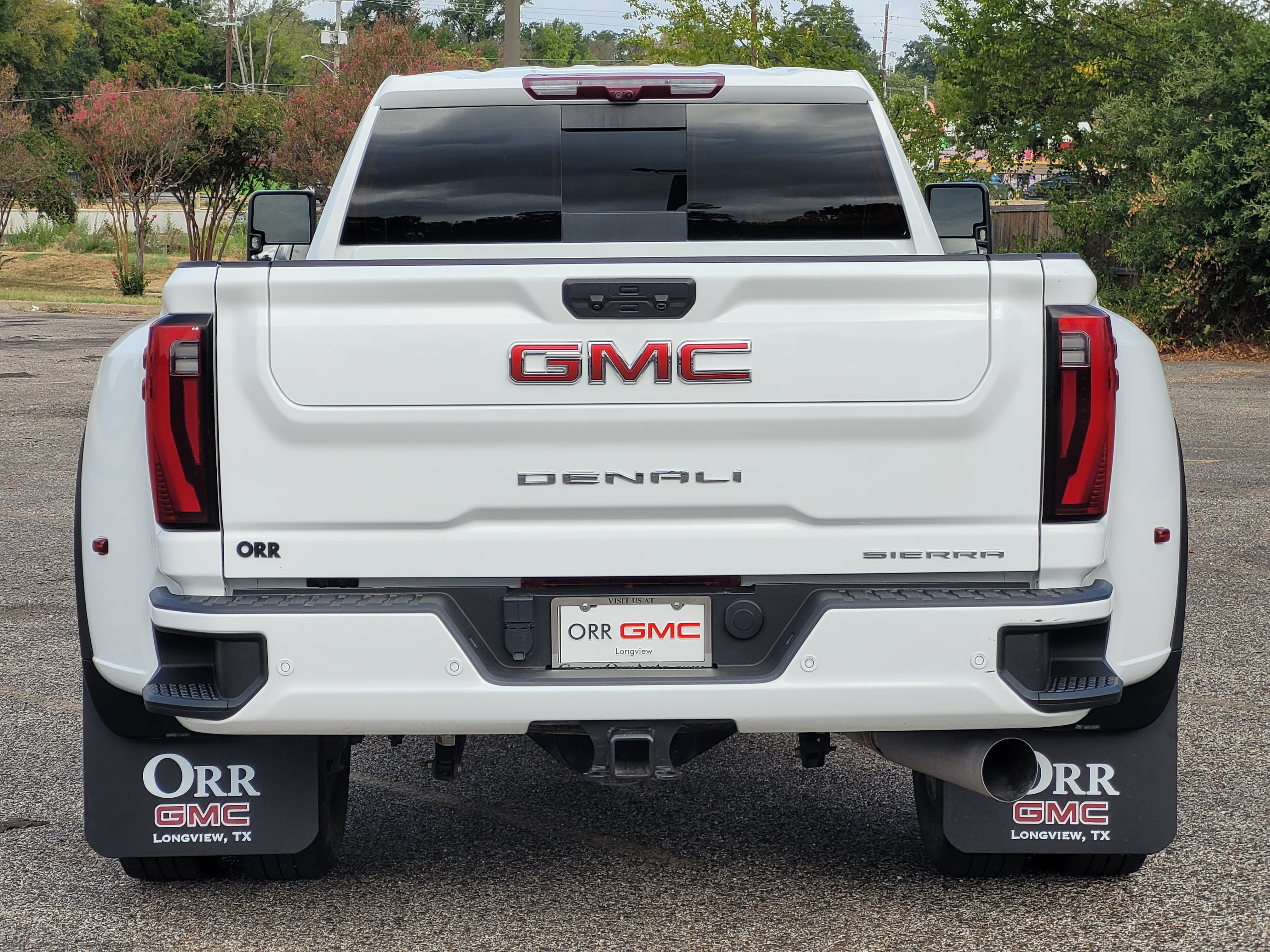 Used 2024 GMC Sierra 3500 Denali w/ Denali Reserve Package AWD/4WD image 5