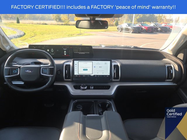 Used 2025 Ford Expedition Active AWD/4WD image 24