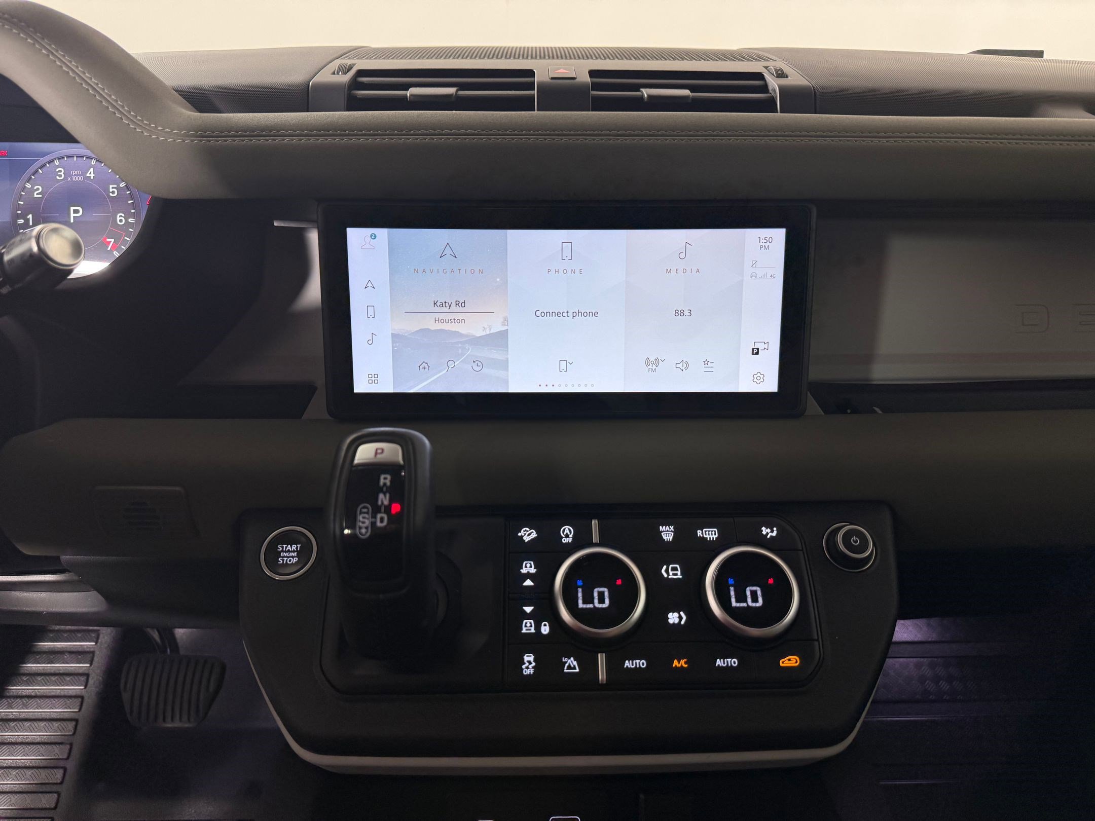 Used 2020 Land Rover Defender 110 S image 23