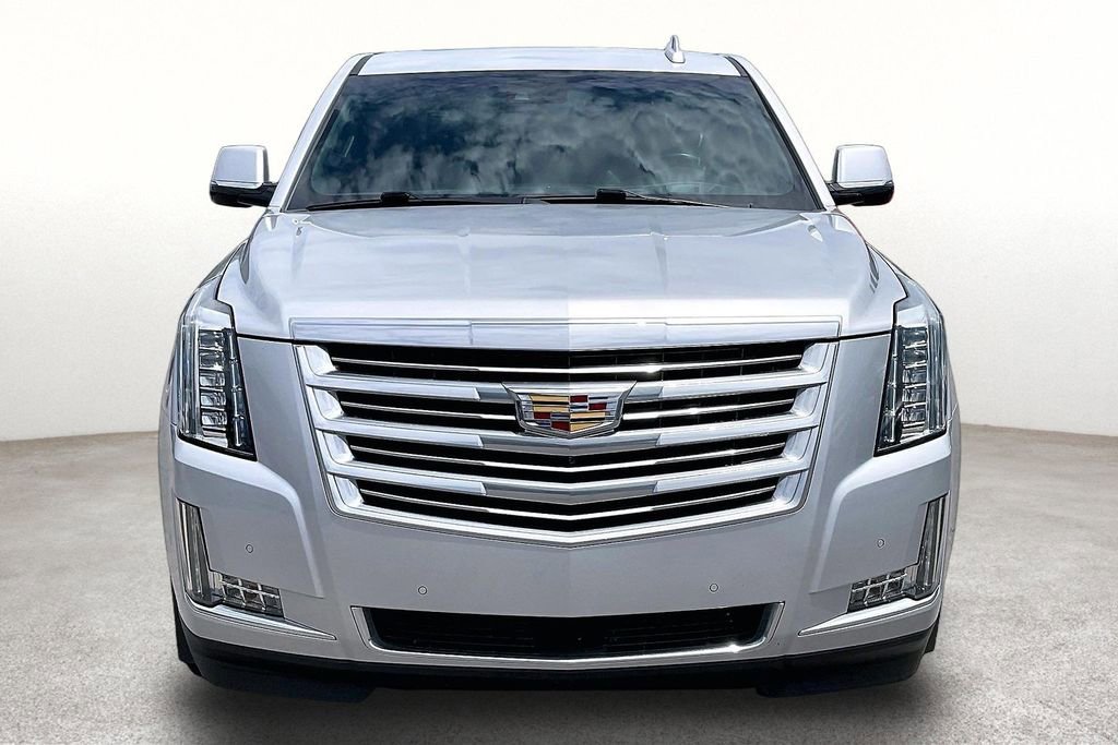 Used 2019 Cadillac Escalade ESV Platinum AWD/4WD image 4