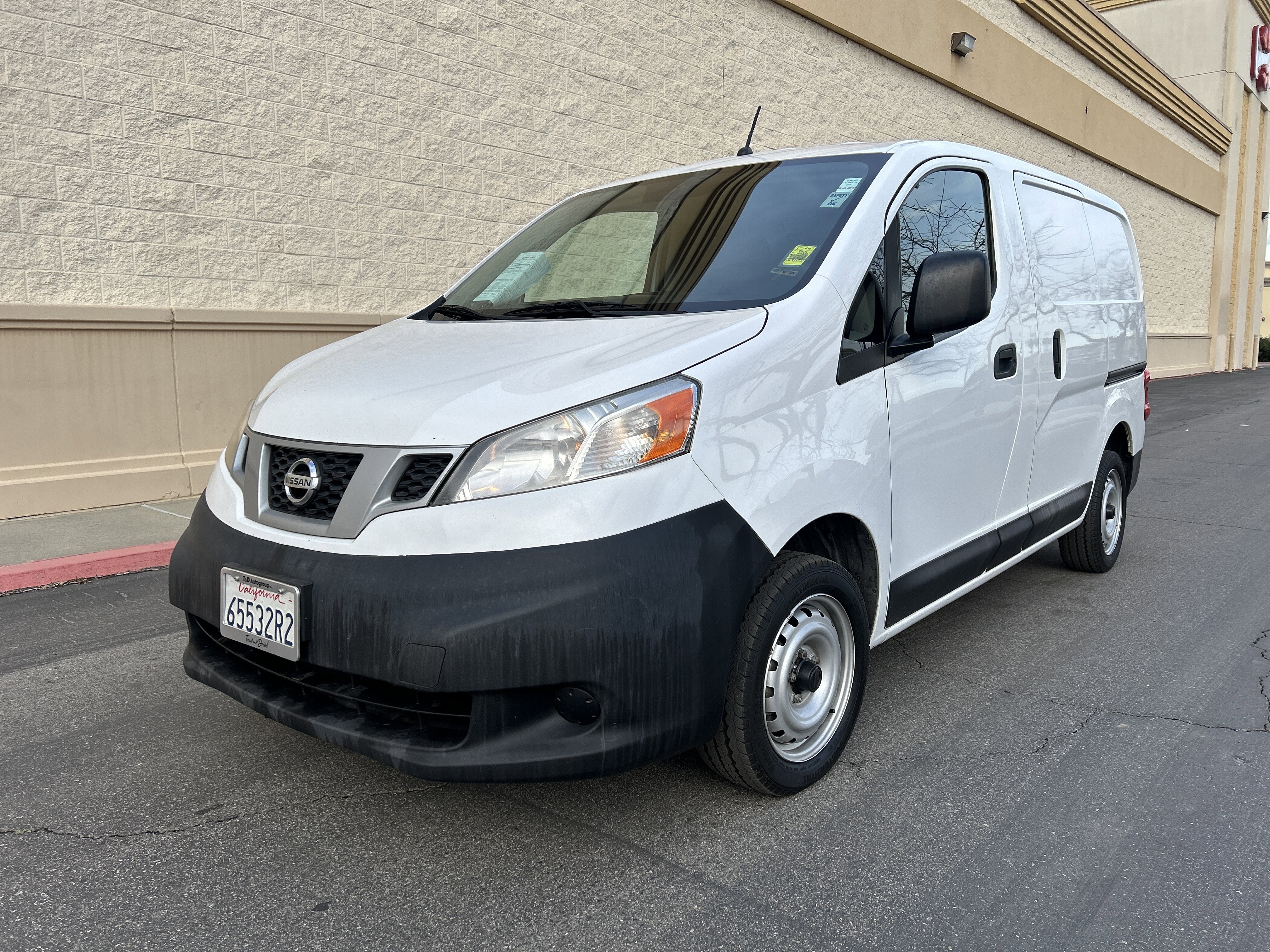 Used 2019 Nissan NV200 S image 25