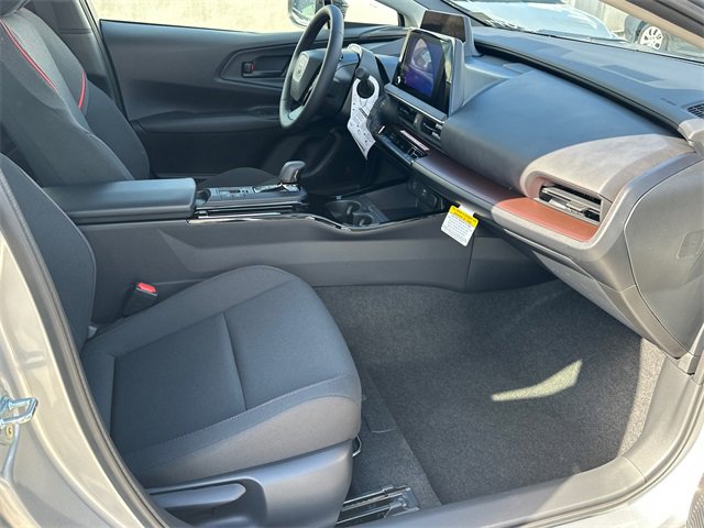 New 2026 Toyota Prius Plug-In Hybrid image 8