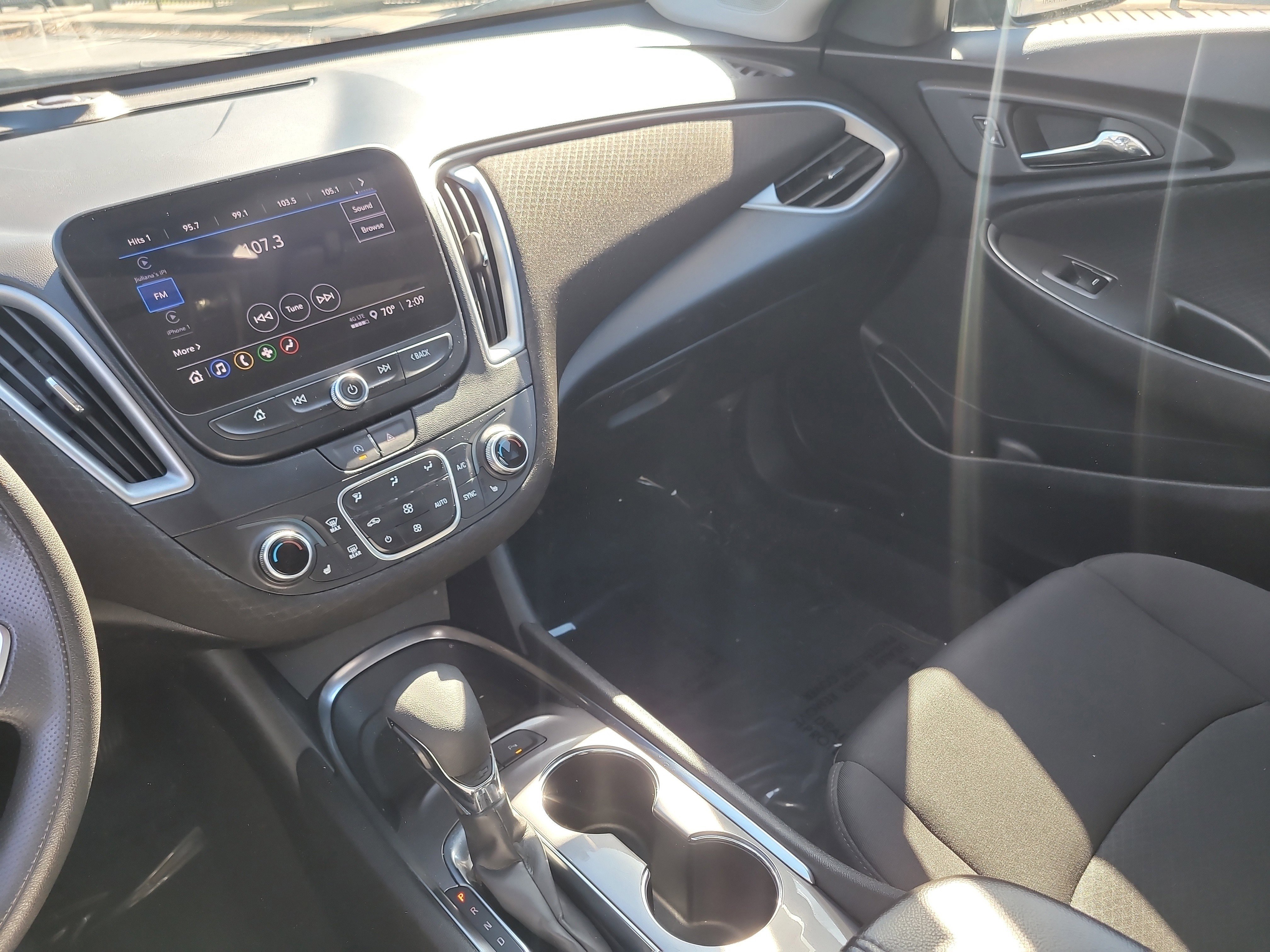 Used 2024 Chevrolet Malibu LT image 21