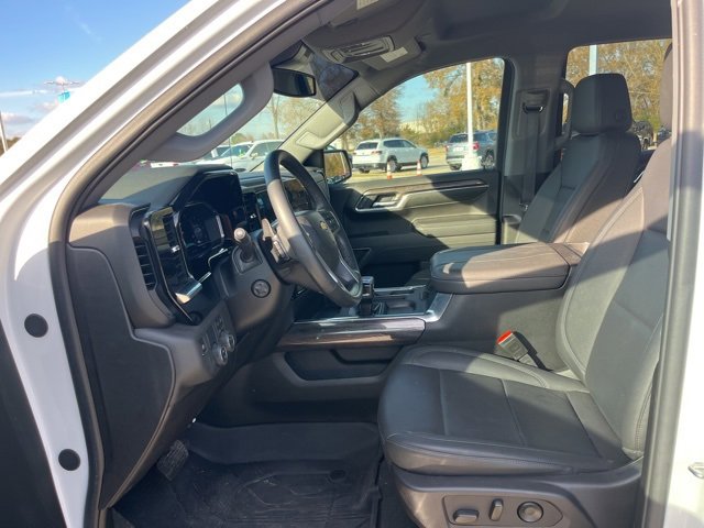 Used 2024 Chevrolet Silverado 1500 LTZ image 18