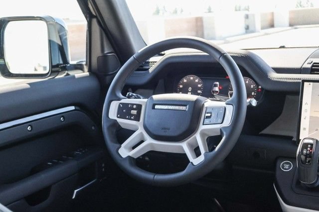 Certified 2025 Land Rover Defender 110 S AWD/4WD image 17