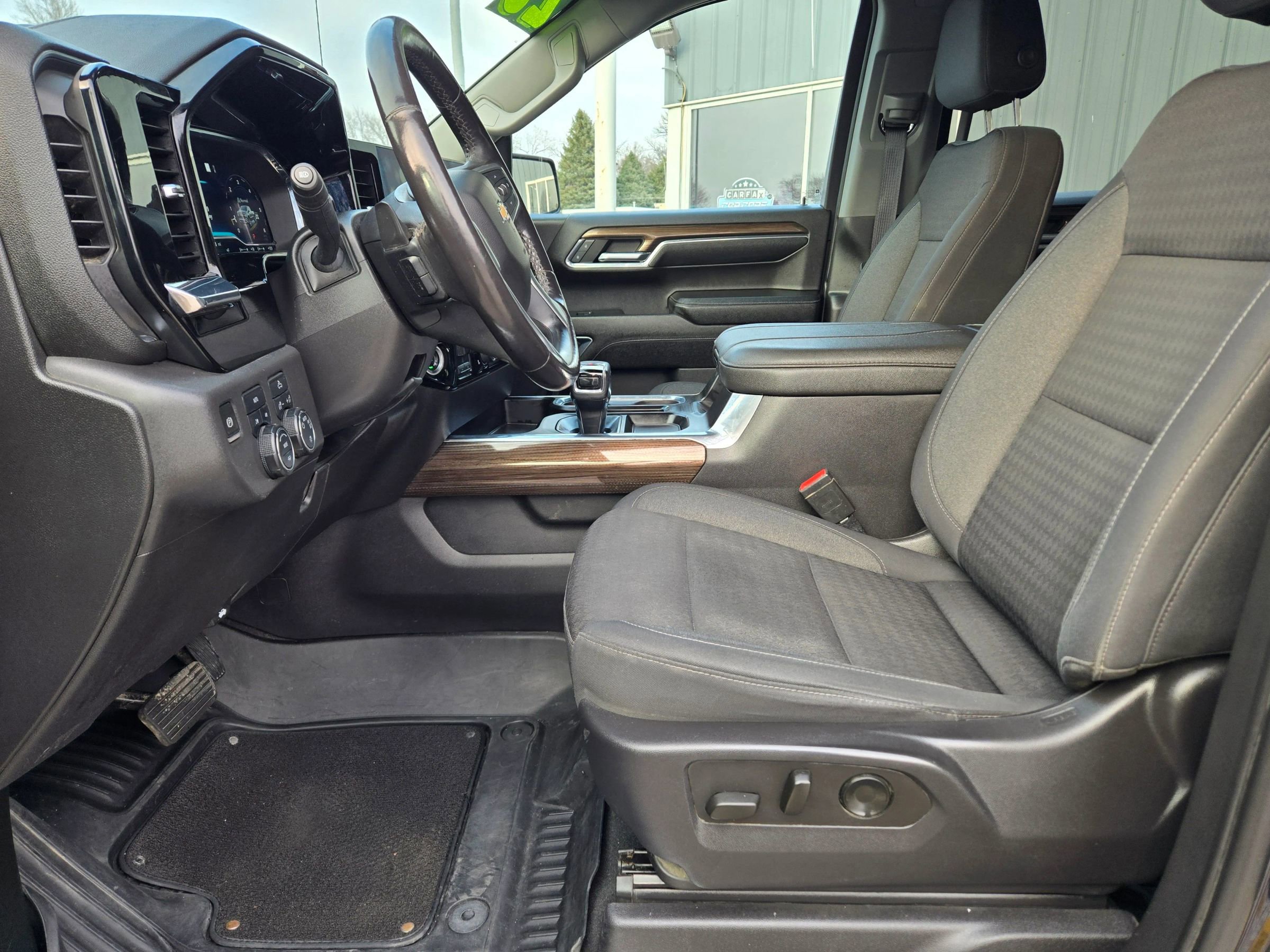 Used 2023 Chevrolet Silverado 1500 LT w/ Max Trailering Package image 32