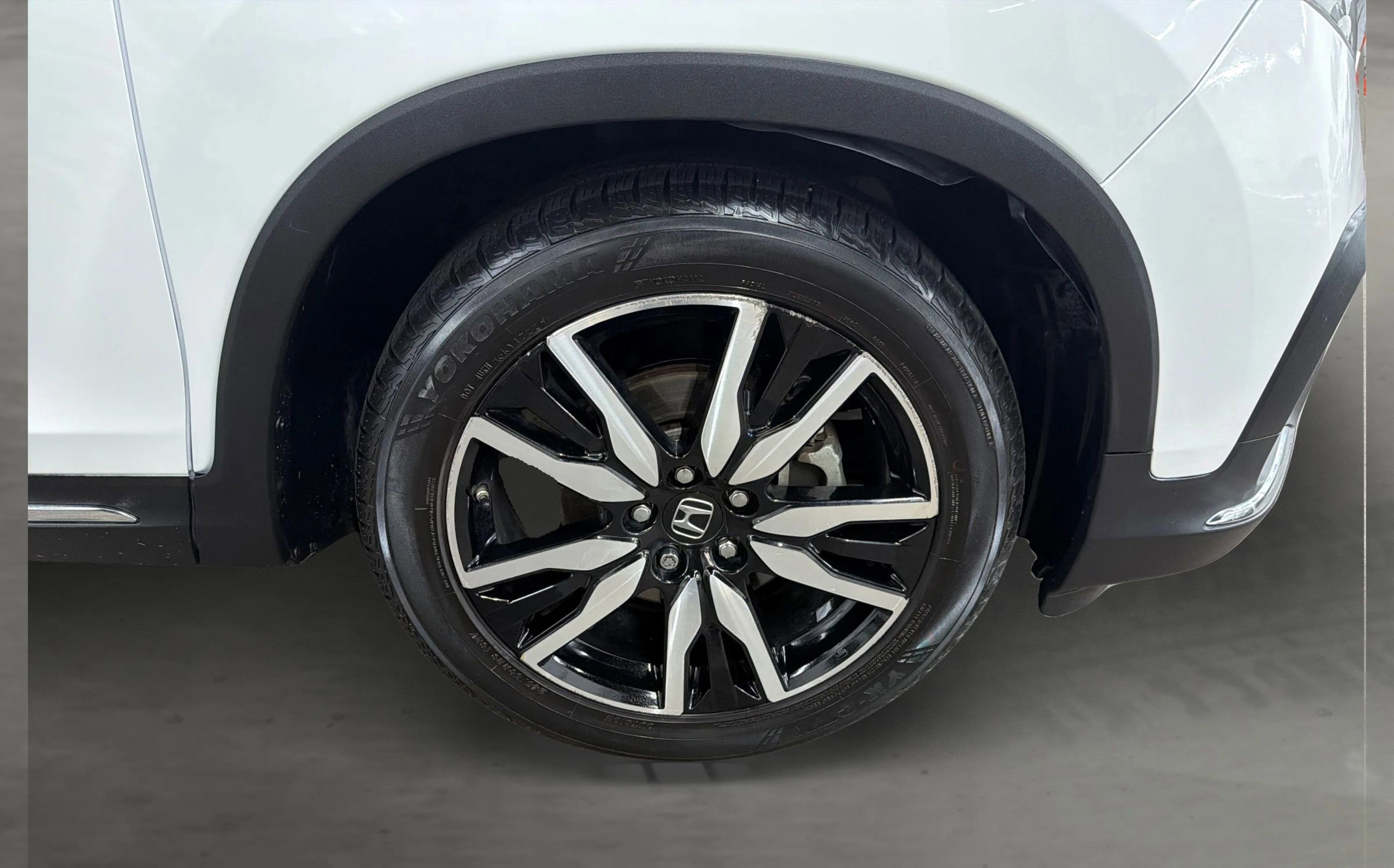 Used 2019 Honda Pilot Touring image 18