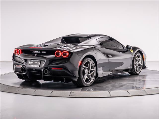 Used 2021 Ferrari F8 Tributo RWD image 13